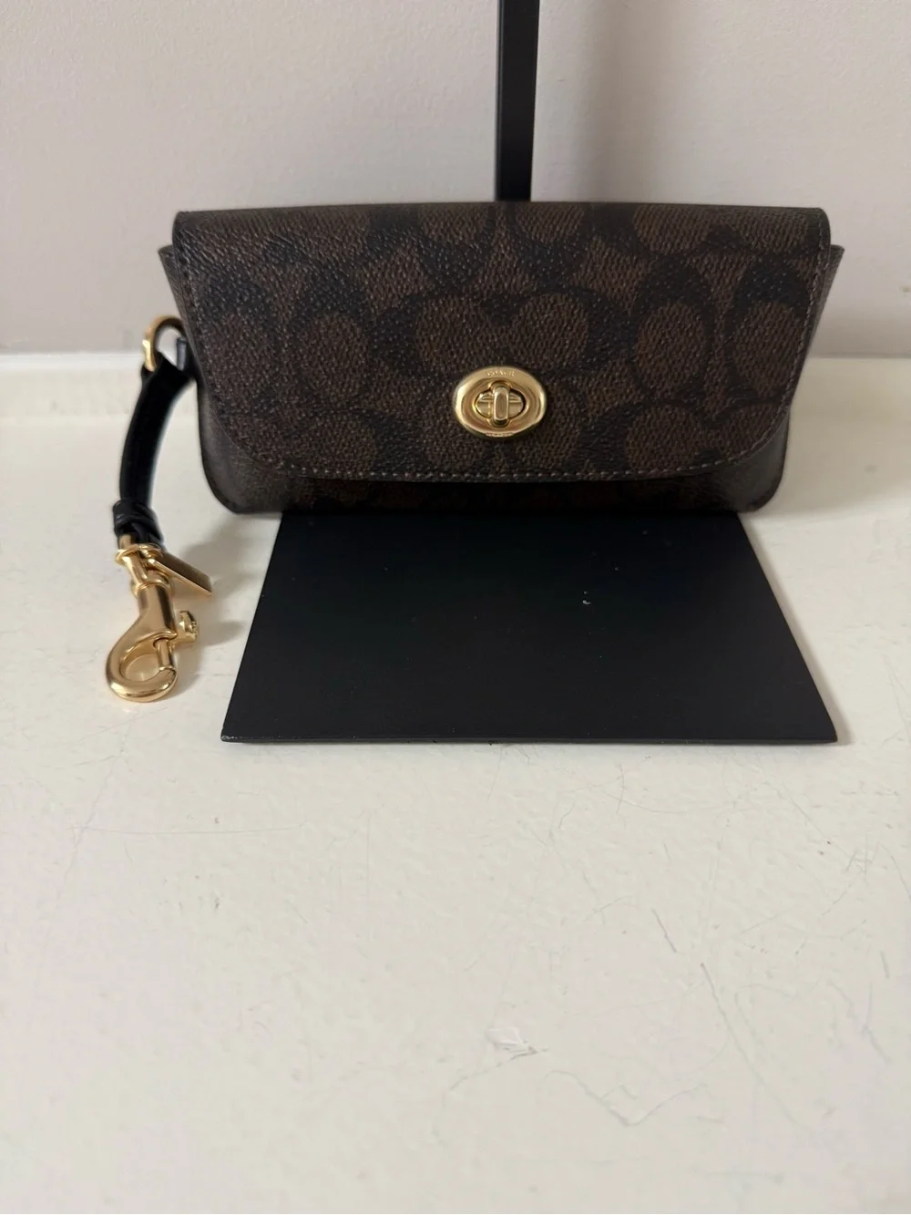Coach Signature Leather Brown Turnlock Glasses Case NWOT!